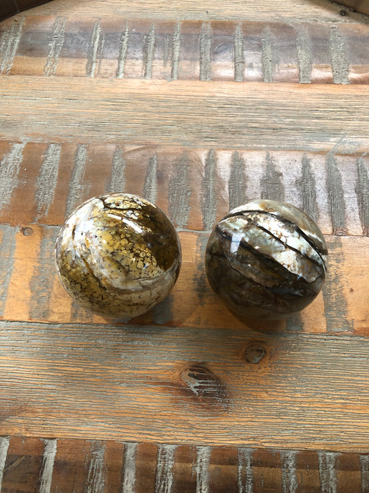 FLOWER AGATE SPHERES