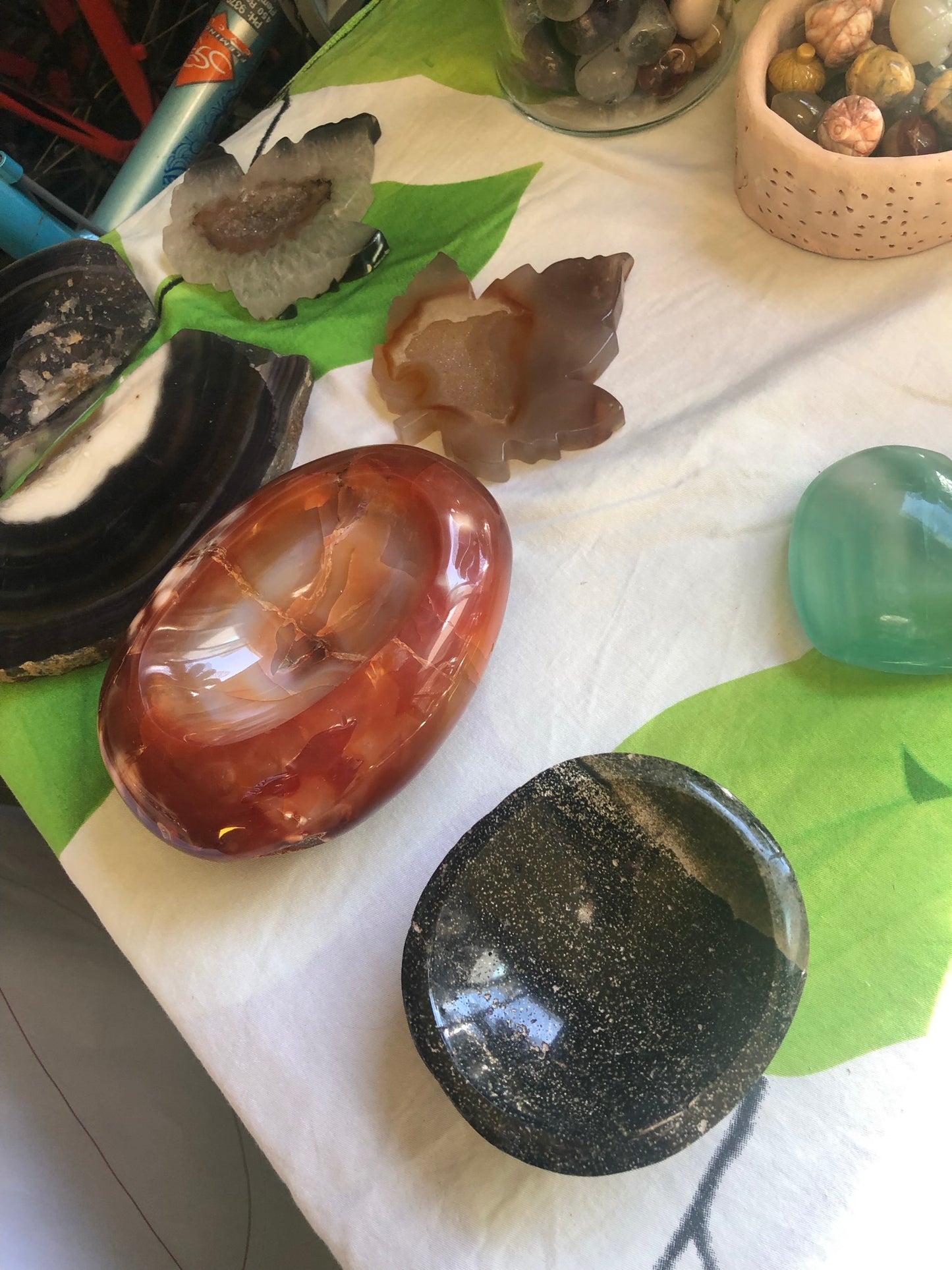 CRYSTAL DISHES & BOWLS