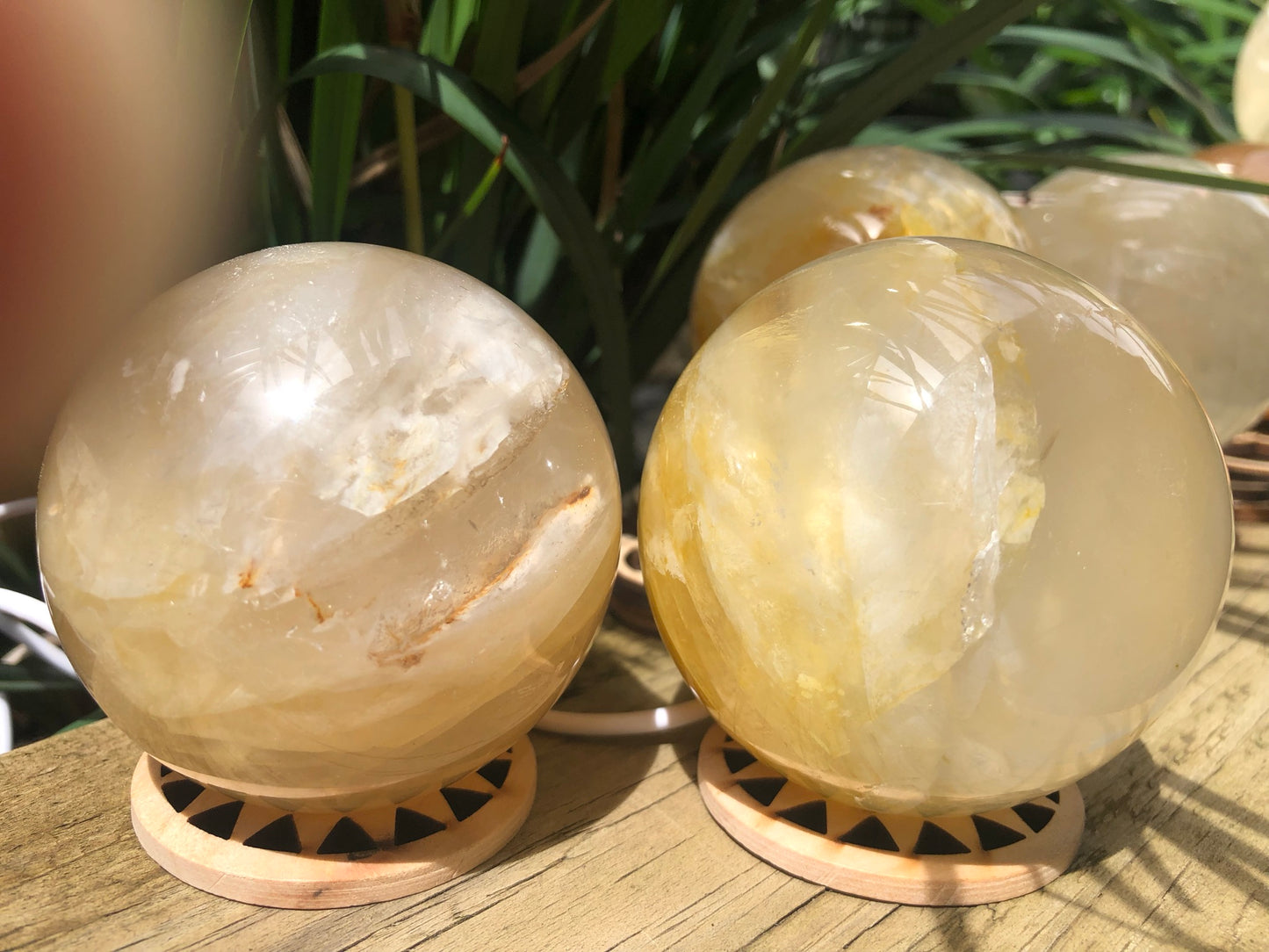 GOLDEN HEALER SPHERE(S)
