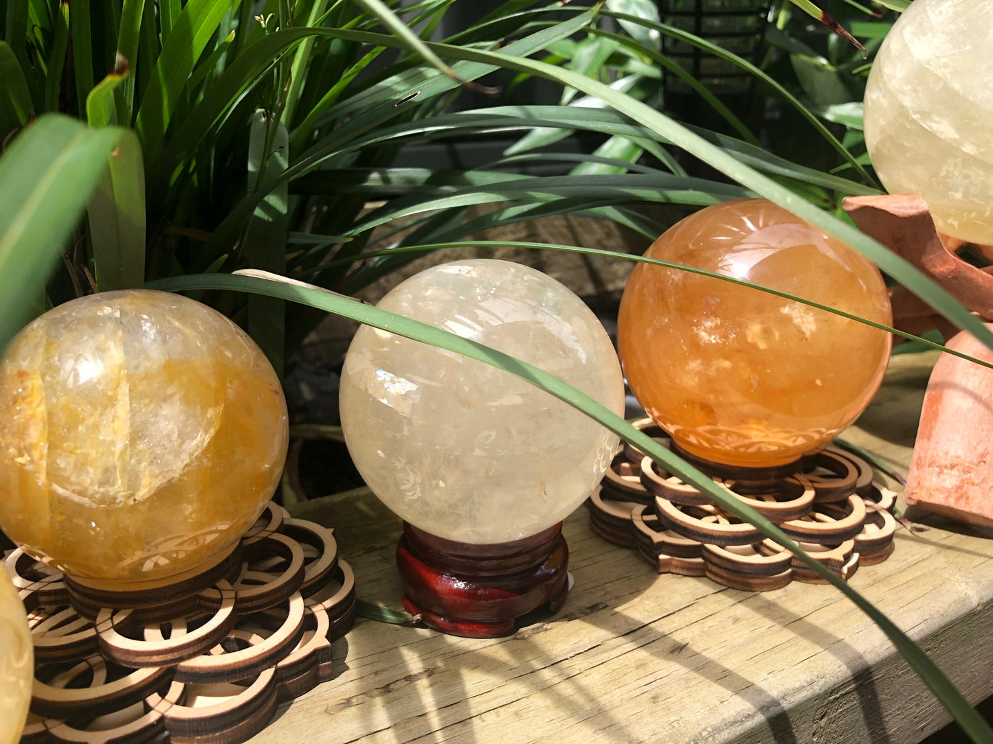 GOLDEN HEALER SPHERE(S)