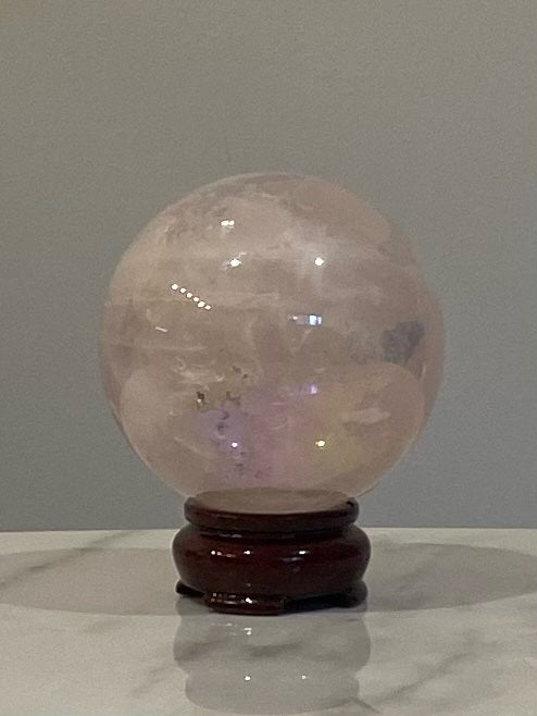 AURA ROSE QUARTZ SPHERE